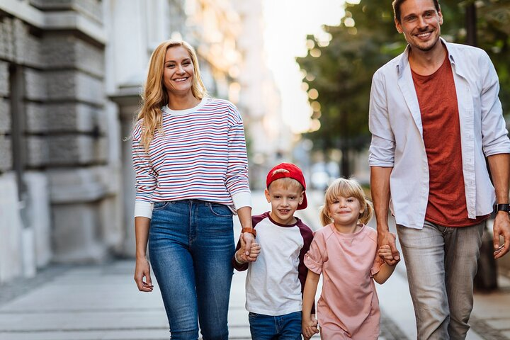 Scottsdale Family Fun: Art, Shops & Scenic Strolls - Photo 1 of 6